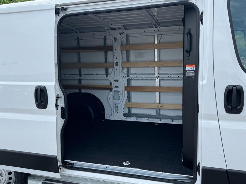 2025 RAM Promaster Tradesman