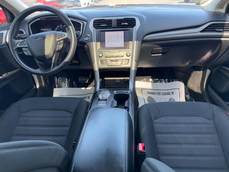 2020 Ford Fusion SE