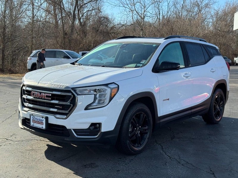 2022 GMC Terrain AT4