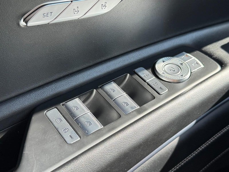 2024 Genesis GV80 2.5T (A8)