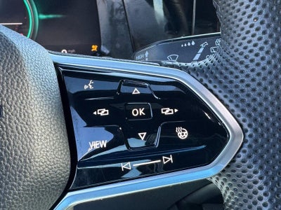 2022 Volkswagen Golf GTI S