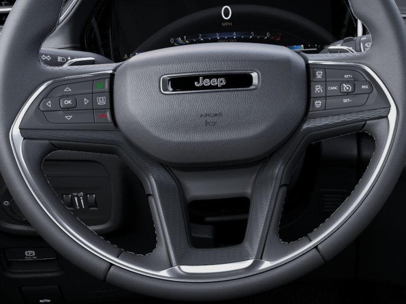 2026 Jeep Grand Cherokee Laredo 4x4