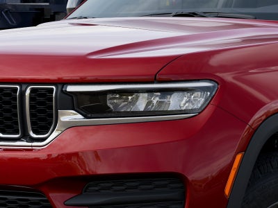 2027 Jeep Grand Cherokee Laredo X 4x4