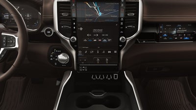 2026 RAM 1500 Laramie Crew Cab 4x4 5'7' Box