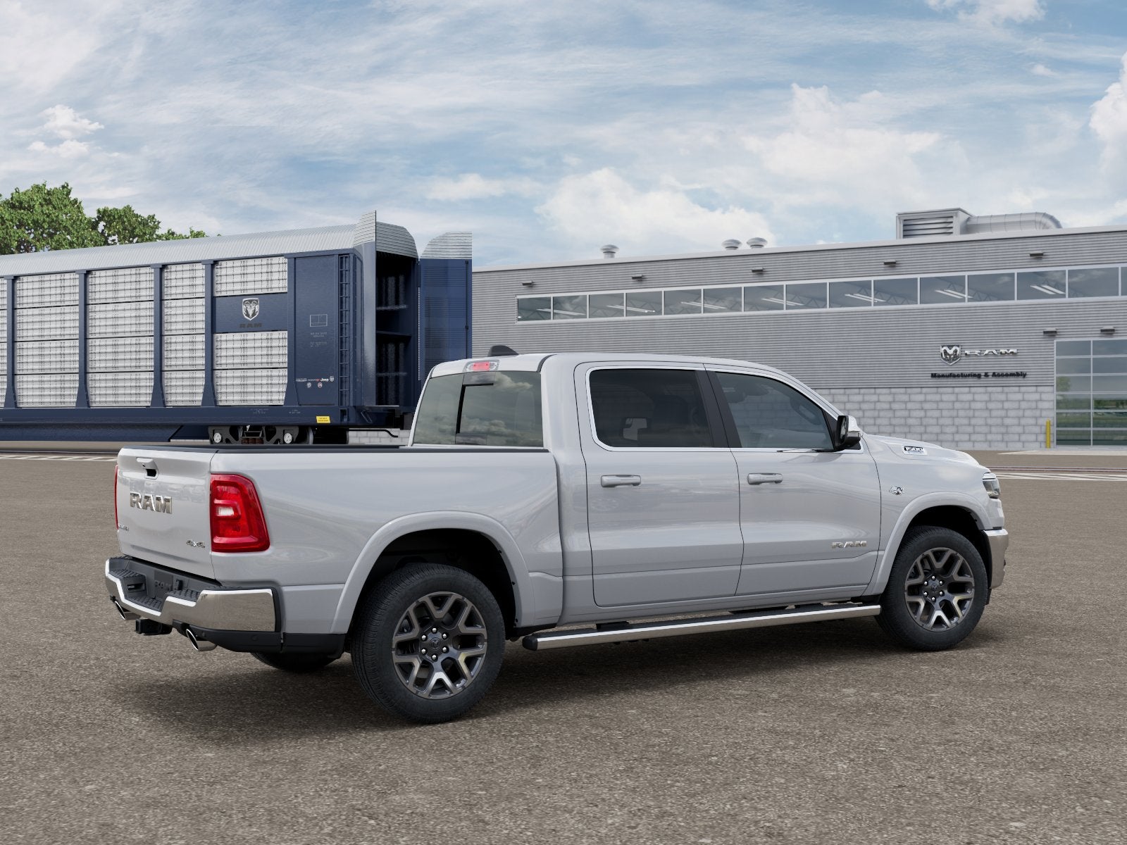 2026 RAM 1500 Laramie Crew Cab 4x4 5'7' Box