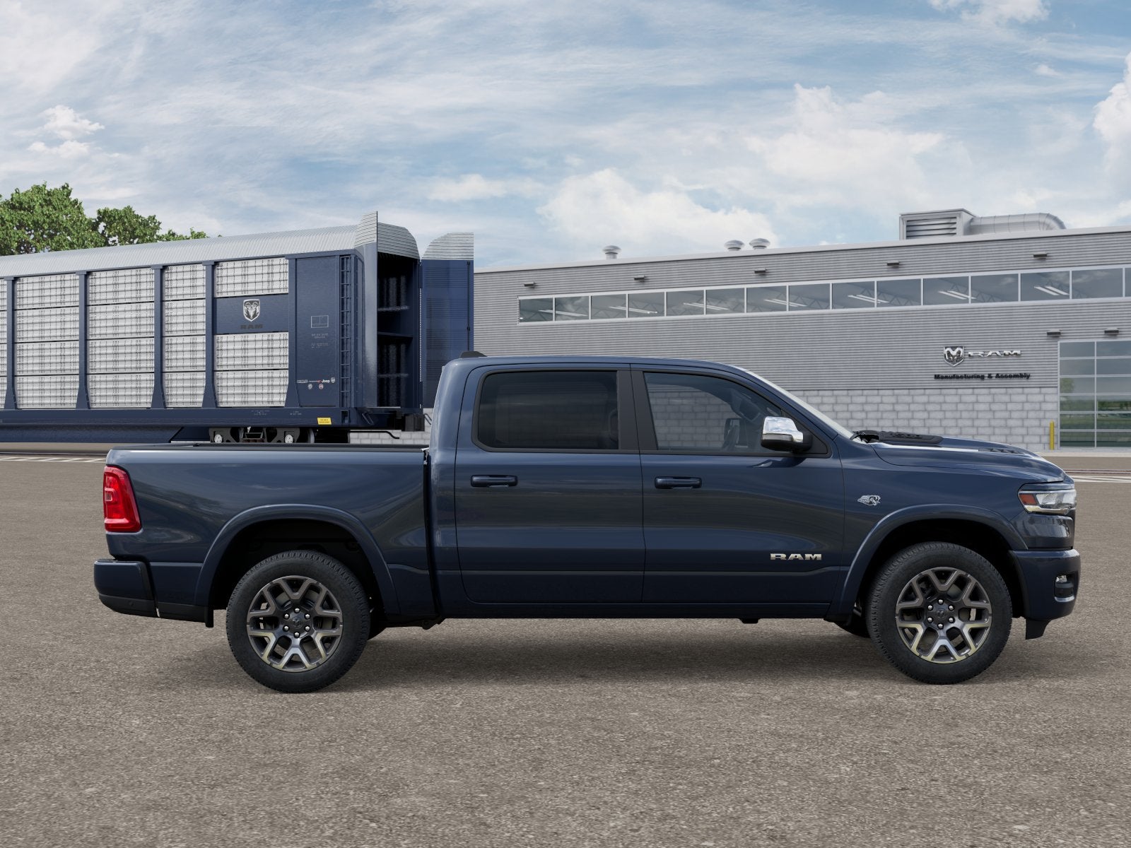 2026 RAM 1500 Laramie Crew Cab 4x4 5'7' Box