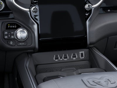 2026 RAM 1500 Laramie Crew Cab 4x4 5'7' Box