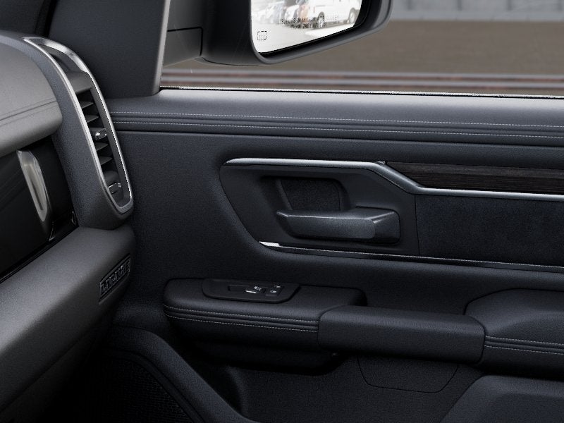 2026 RAM 1500 Laramie Crew Cab 4x4 5'7' Box