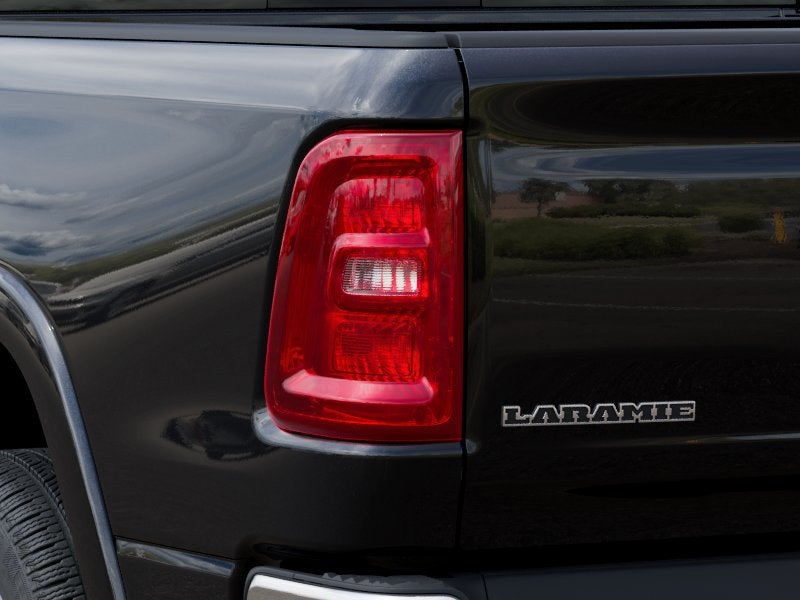 2026 RAM 1500 Laramie Crew Cab 4x4 5'7' Box