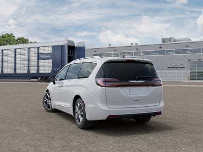 2026 Chrysler Pacifica Pinnacle