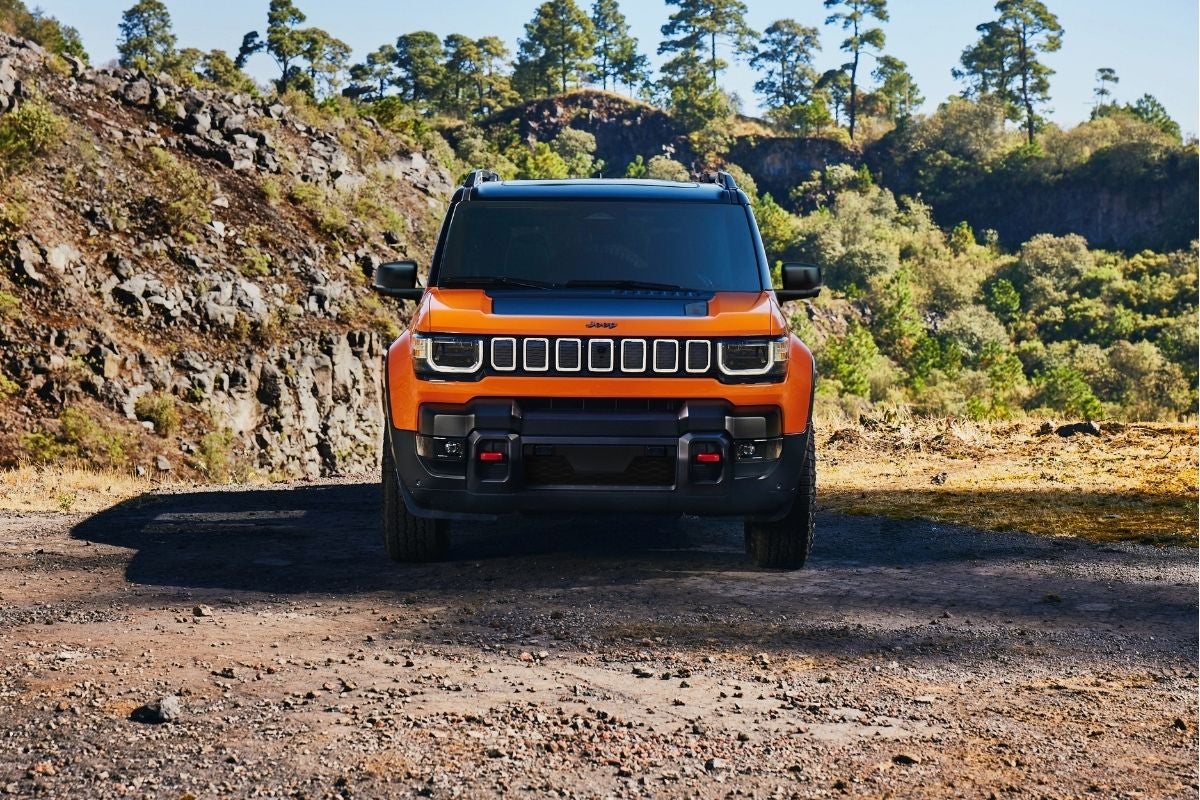 2026-jeep-recon-electric-suv-exterior.webp